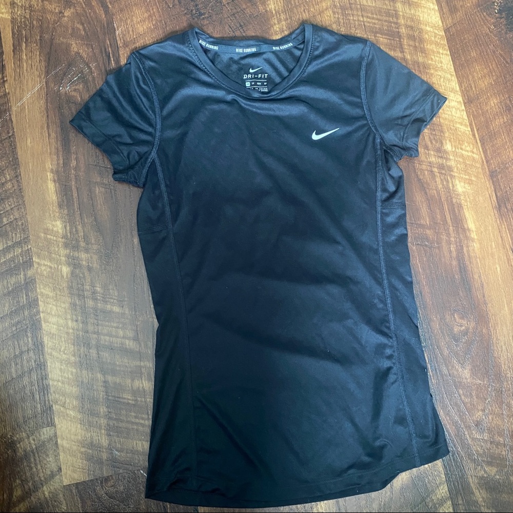 Black nike shirt